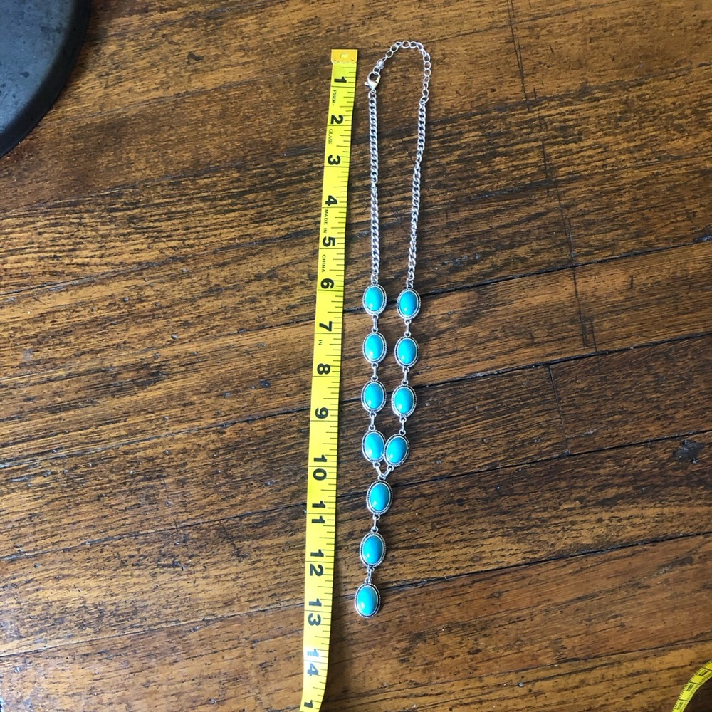 ⭐️ Western Boho Lariat Y Shape Silver and Faux Turquoise Drop Necklace NWOT - Picture 12 of 13